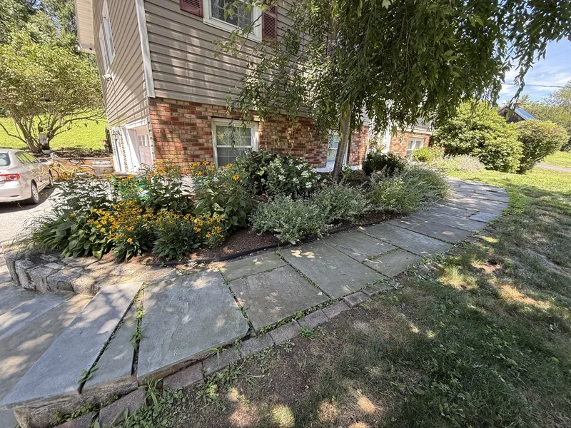 Professionally maintained lawn in Poughkeepsie, NY